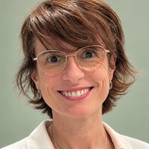 Dra. Sabrina Fernandes